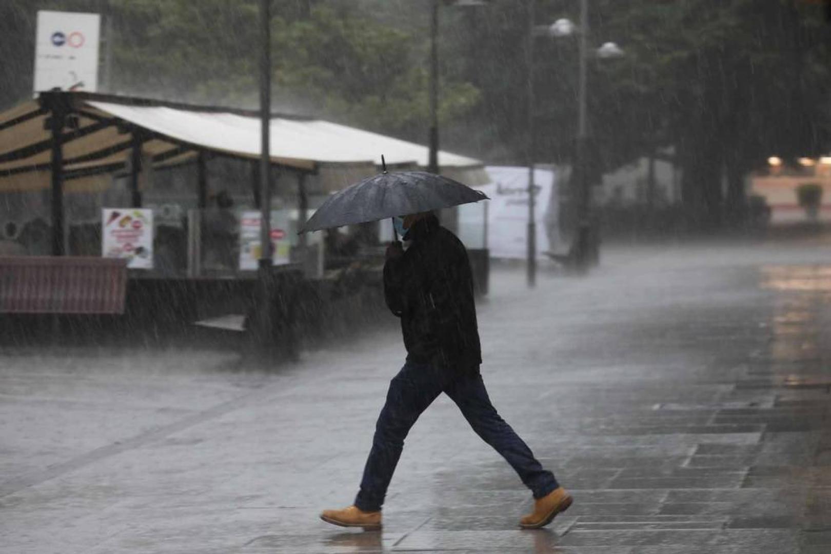 Las precipitaciones han llegado a Pamplona este jueves dejando unos 20 litros por metro cuadrado en la capital.
