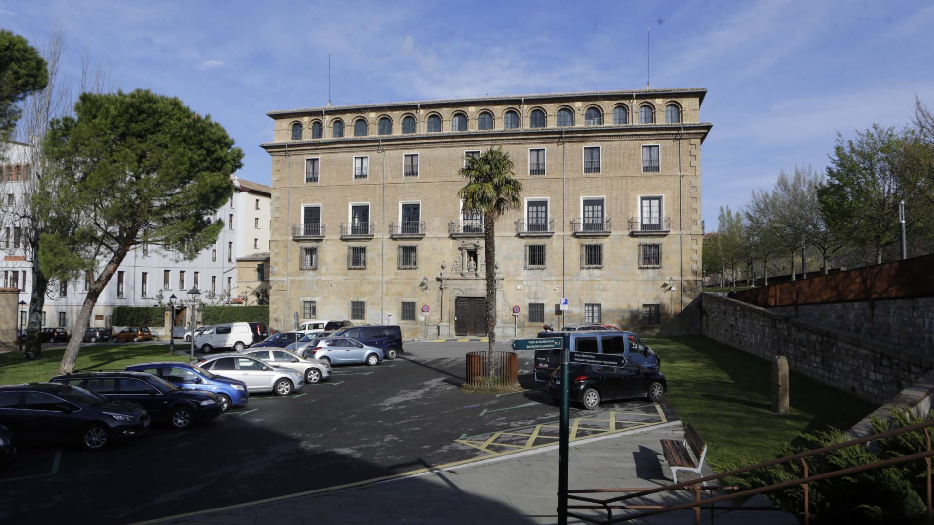 Plaza del Arzobispado, en cuyas inmediaciones fue encontrado el lunes el sobre