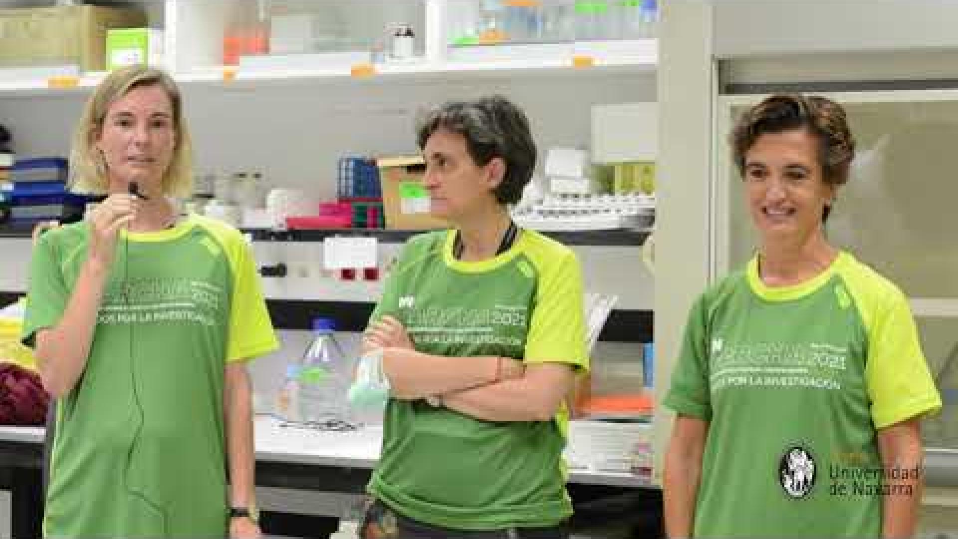 Investigadores del CIMA con la carrera de la AECC.