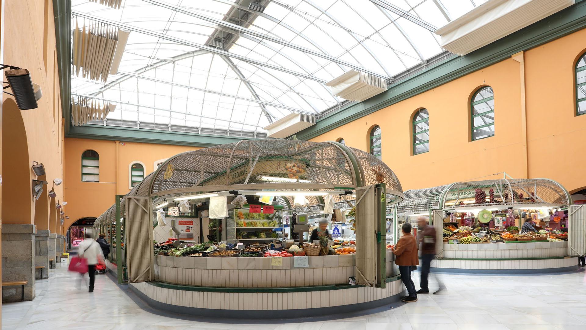 Interior del mercado de Santo Domingo