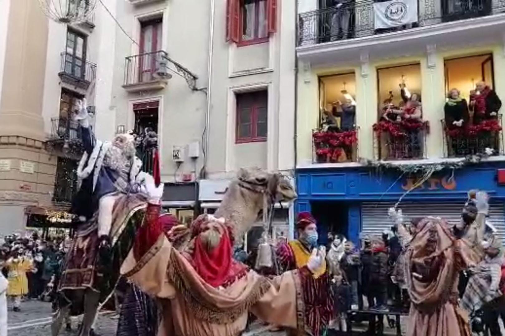 Llegada de los Reyes Magos al Ayuntamiento de Pamplona