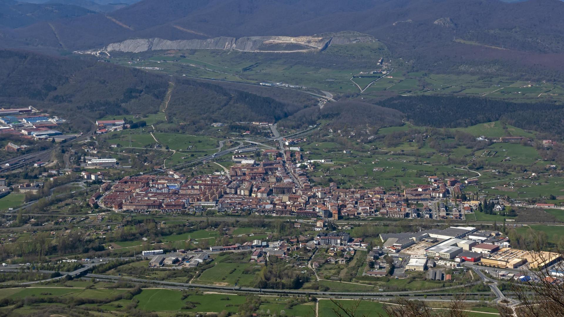 Panorámica del centro urbano de Alsasua