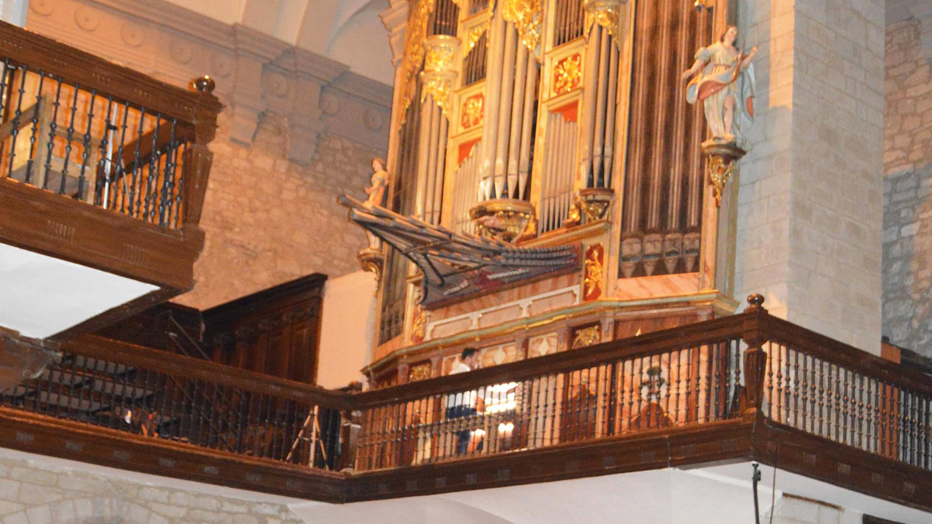El órgano barroco que acoge la iglesia de Larraga, protagonista de los cuatro conciertos del ciclo
