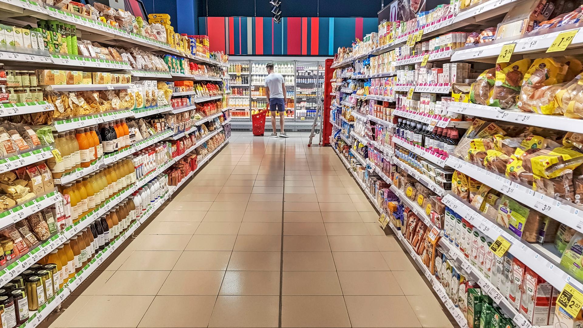 El consumo de alimentos ultraprocesados aumenta el riesgo de cáncer colorrectal y de muerte, independientemente de su calidad nutricional