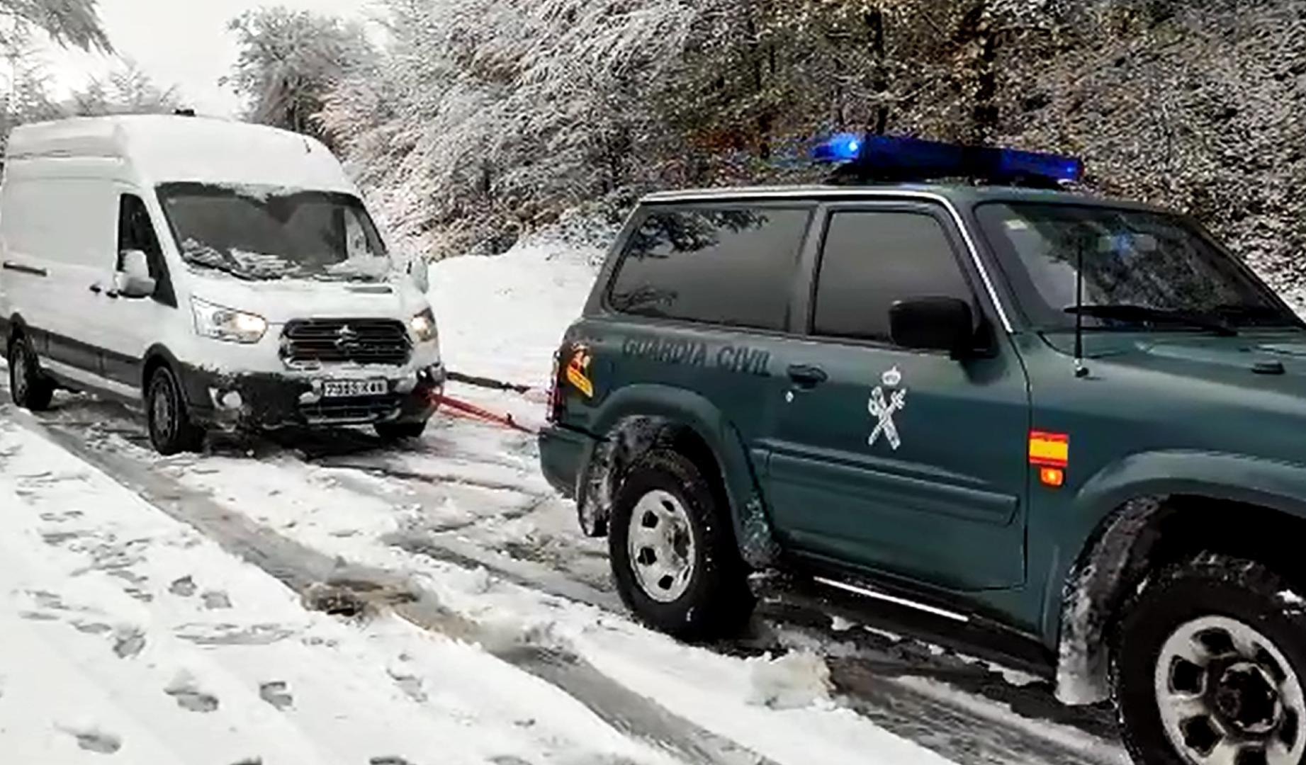 Vídeo con rescate de conductores en el Puerto de Ibañeta