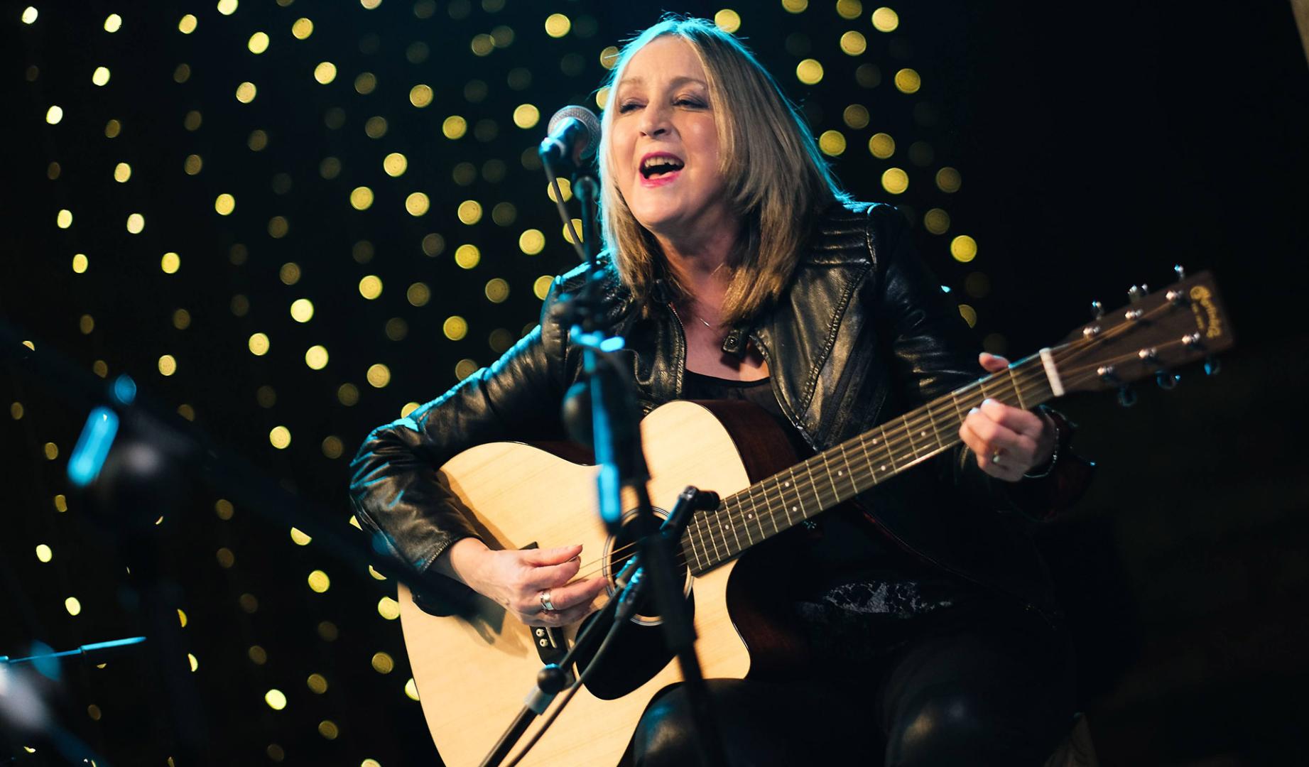 Aurora Beltrán recuerda que en el primer ensayo para actuar en un concierto solidario en 2019 tras quince años de silencio “las canciones fluyeron increíblemente”