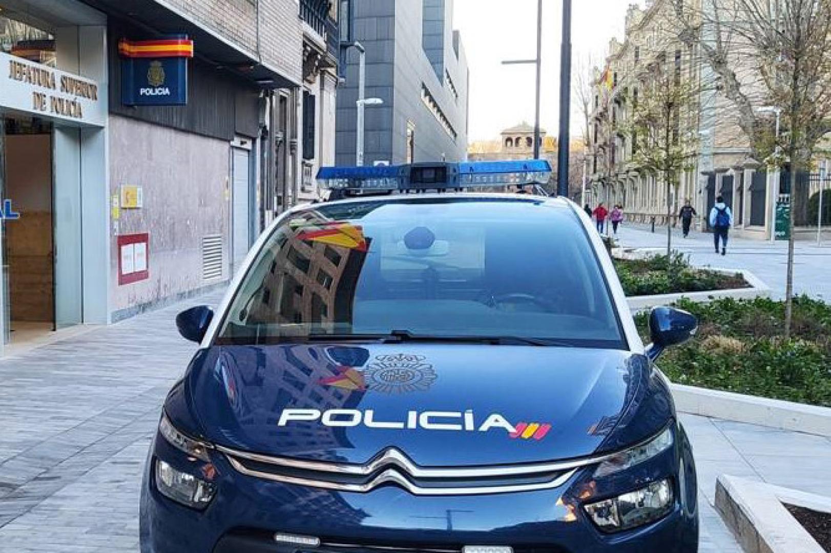 Coche de la Policía Nacional en Pamplona