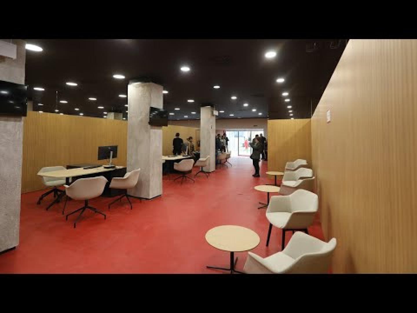 El vicepresidente Javier Remírez visita la nueva Oficina de Atención Ciudadana de Pamplona