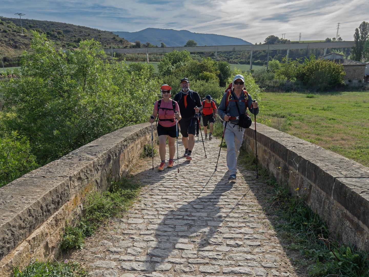 *A:MONTXO A.G.
*F: 2023-05-05
*L: LORCA
*T: CAMINO DE SANTIAGO PEREGRINOS
*P: