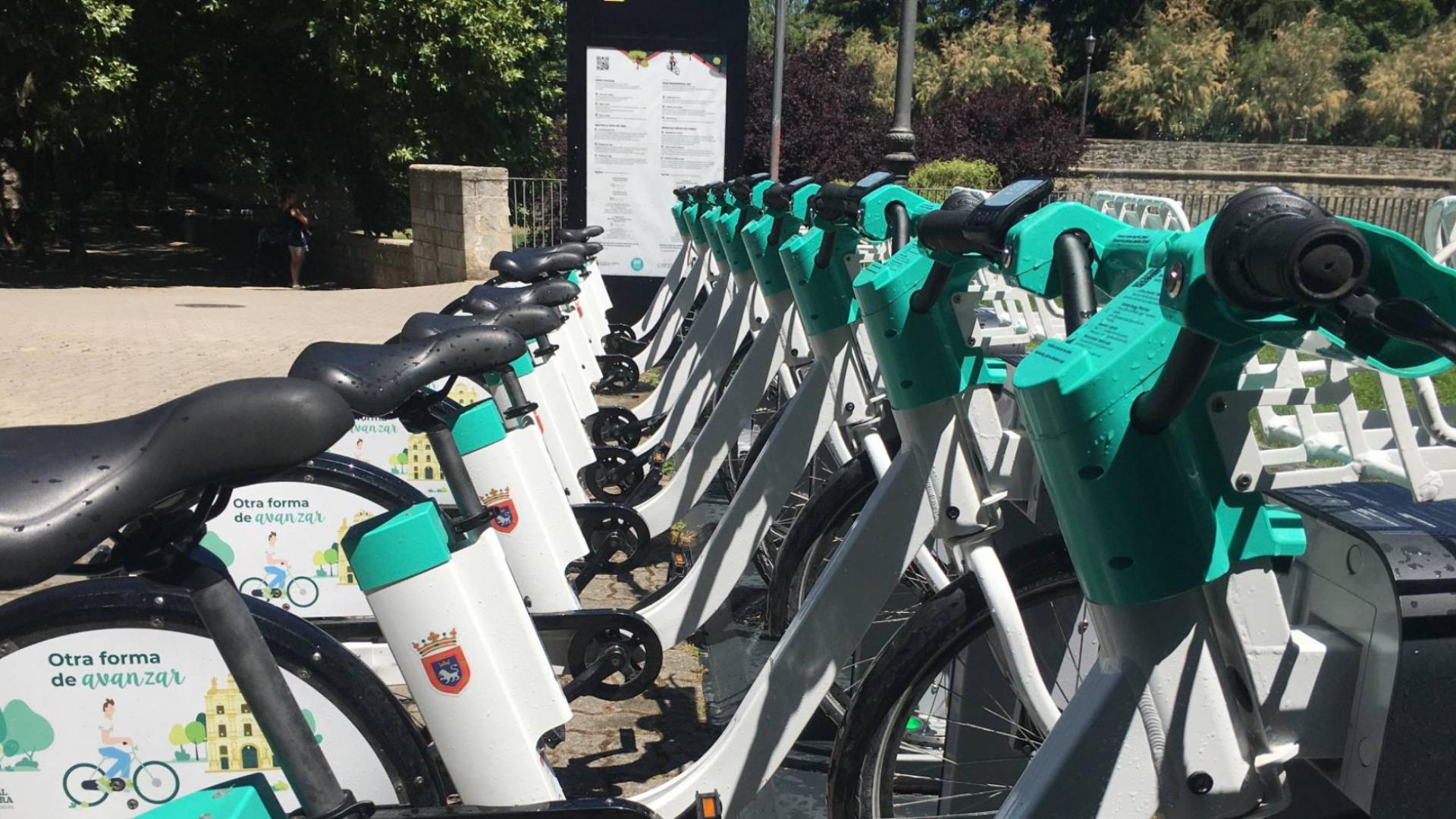 Imagen de archivo de un punto del servicio de bicicletas eléctricas Ride On