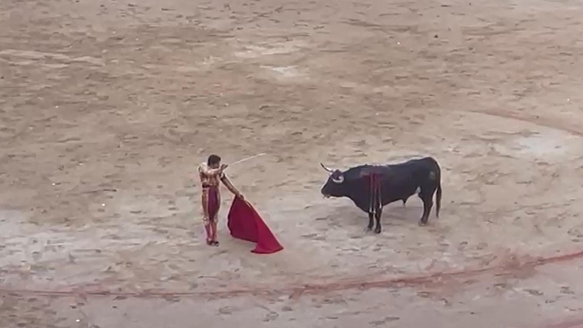 Isaac Fonseca entra a matar el tercero de la tarde
