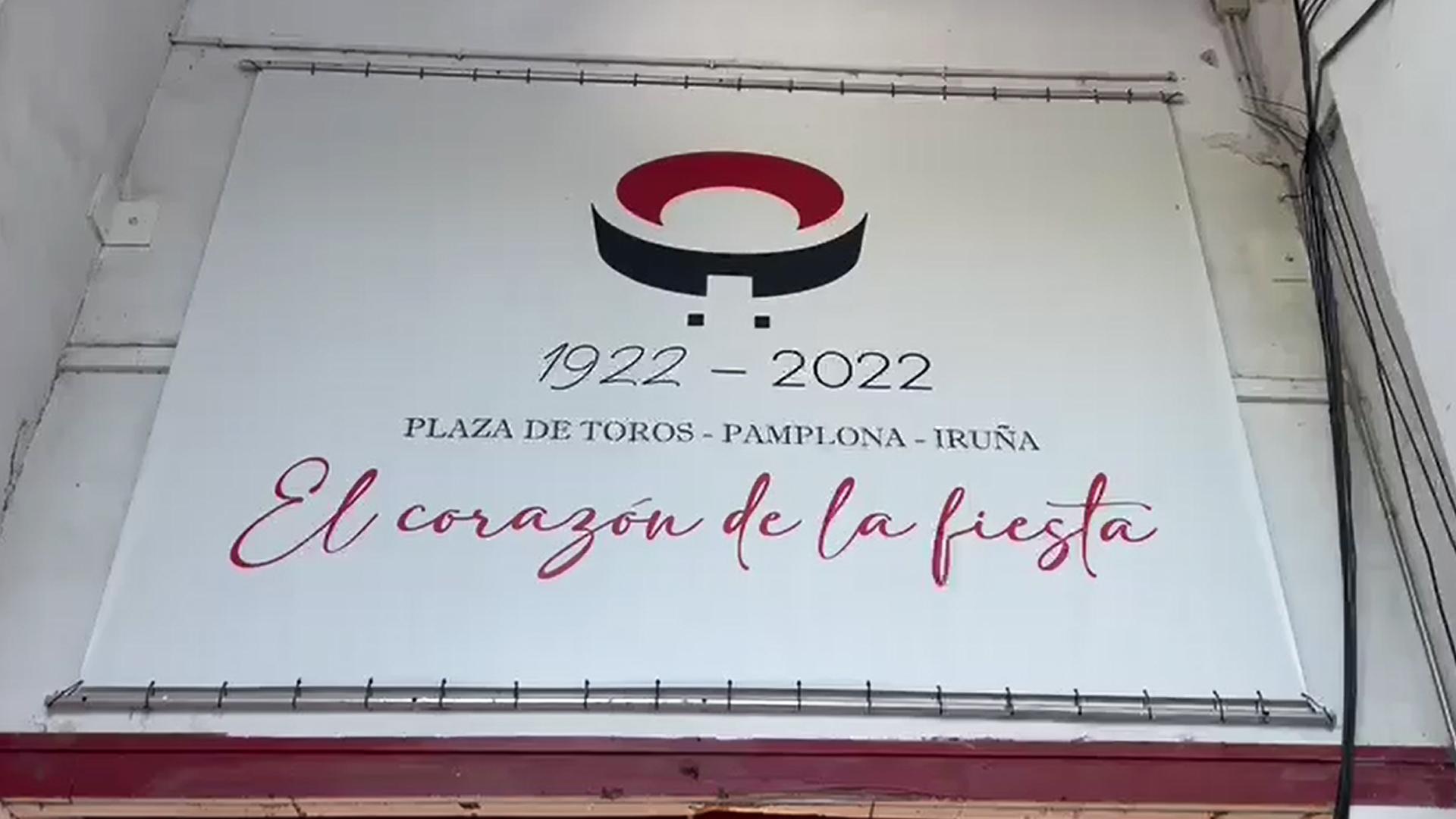 Entrada a la plaza de toros de Pamplona, el corazón de la fiesta