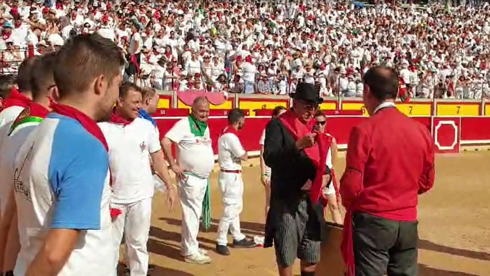 Homenaje previo al Alcalde de Sol por parte de la Federación de Peñas en el día de su retirada