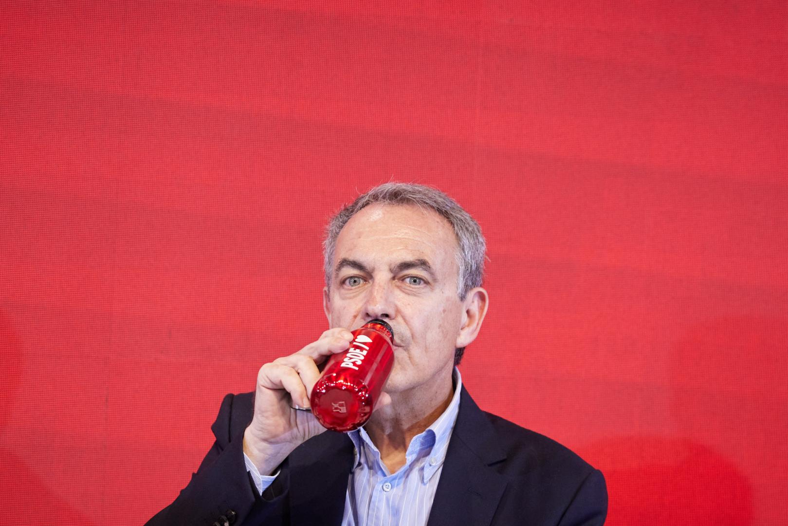 Zapatero, en su visita a Pamplona en esta campaña electoral