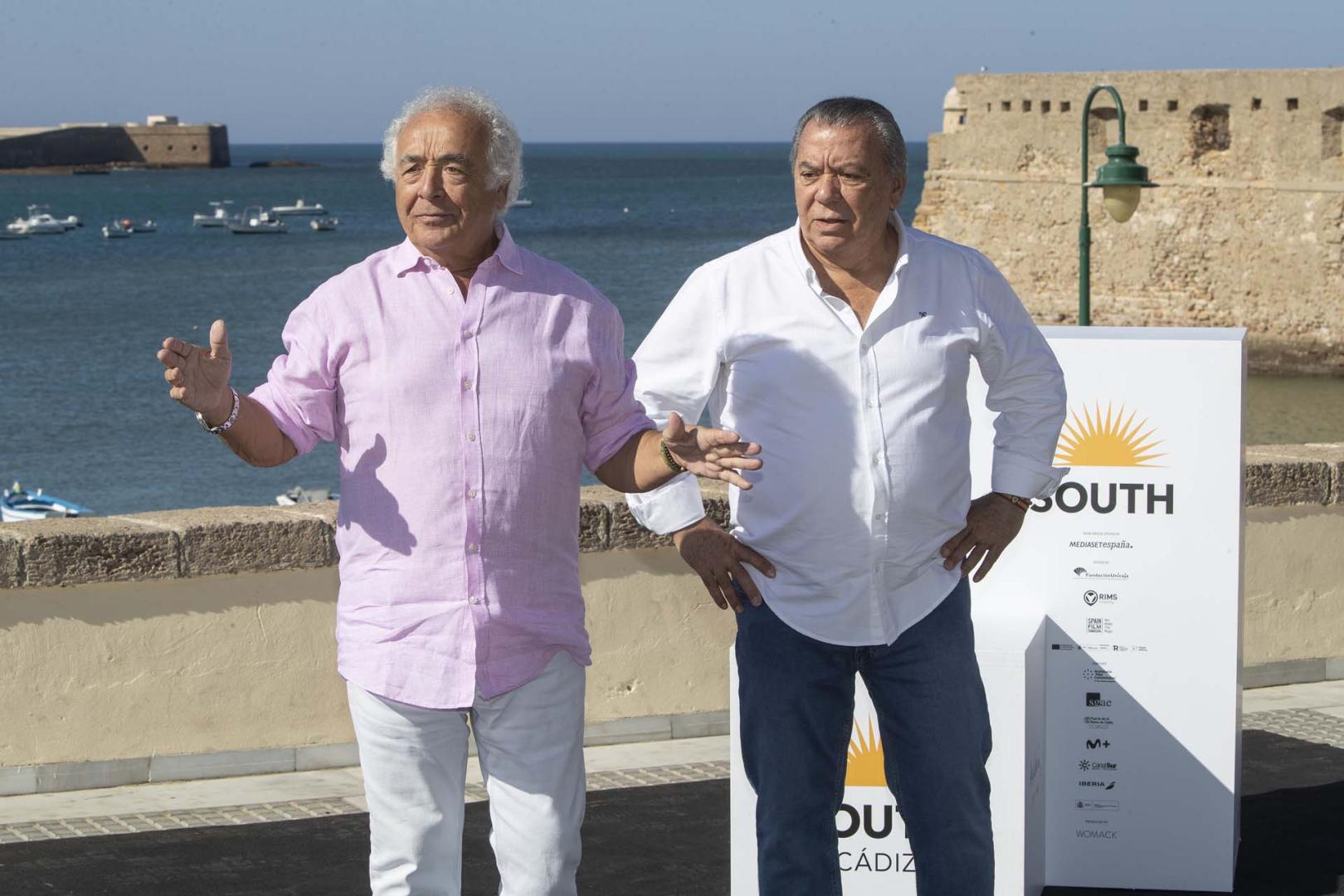 Antonio Romero y Rafael Ruiz, en Cádiz en la presentación de la docuserie 'Macarena'