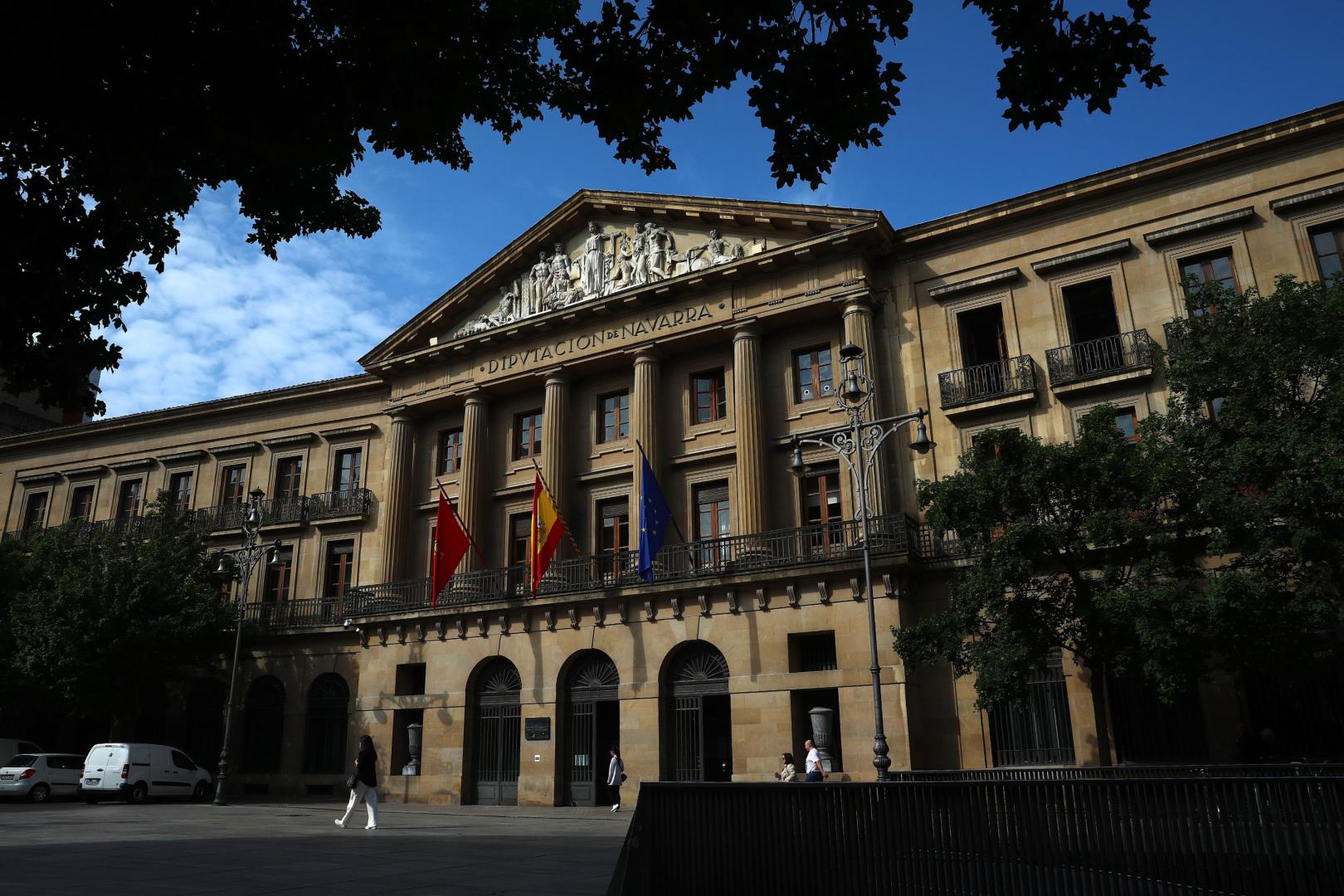 *A: JOSE CARLOS CORDOVILLA
*F: 06-06-2023
*P:
*L: PAMPLONA
*T: FACHADA PALACIO DE NAVARRA. GOBIERNO DE NAVARRA