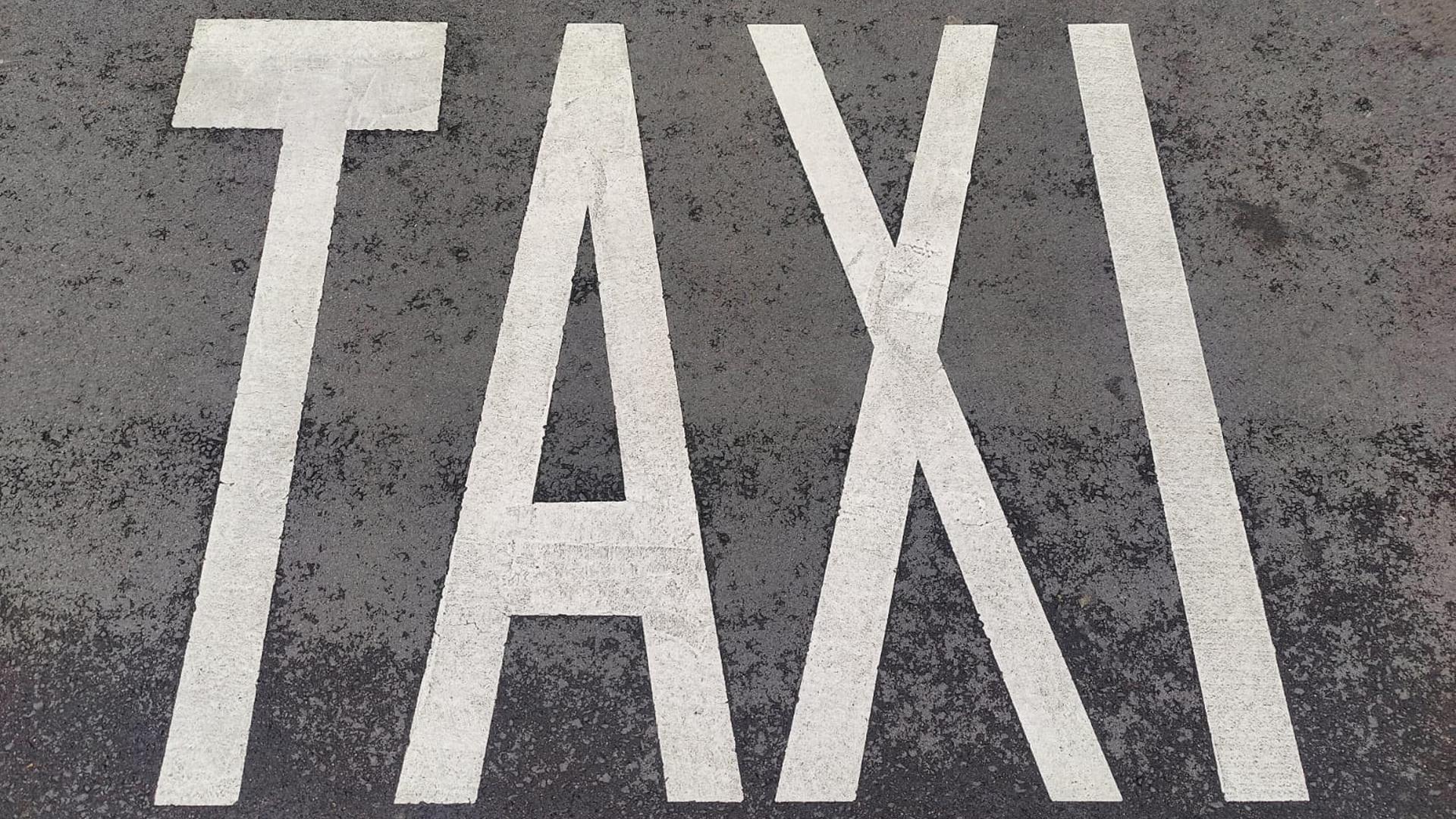 Imagen de una parada de taxi