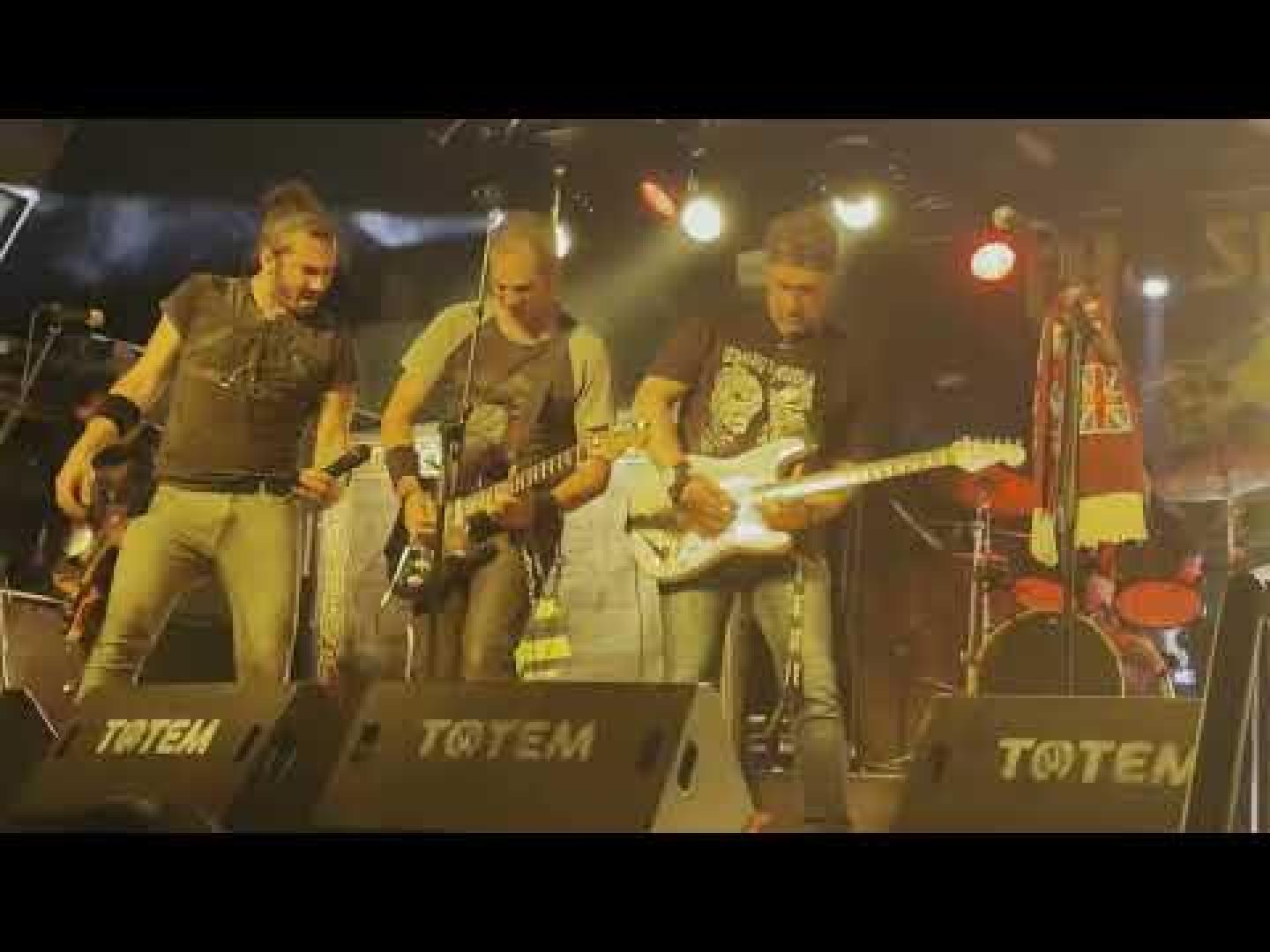 THE SLAVERS 'THE TROOPER'