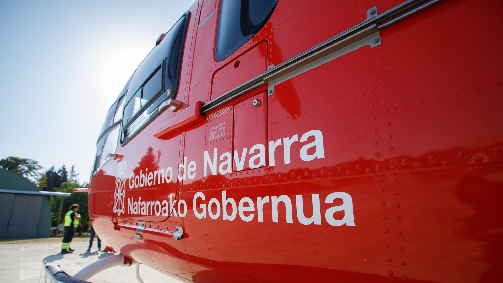 Imagen de un helicóptero de SOS Navarra