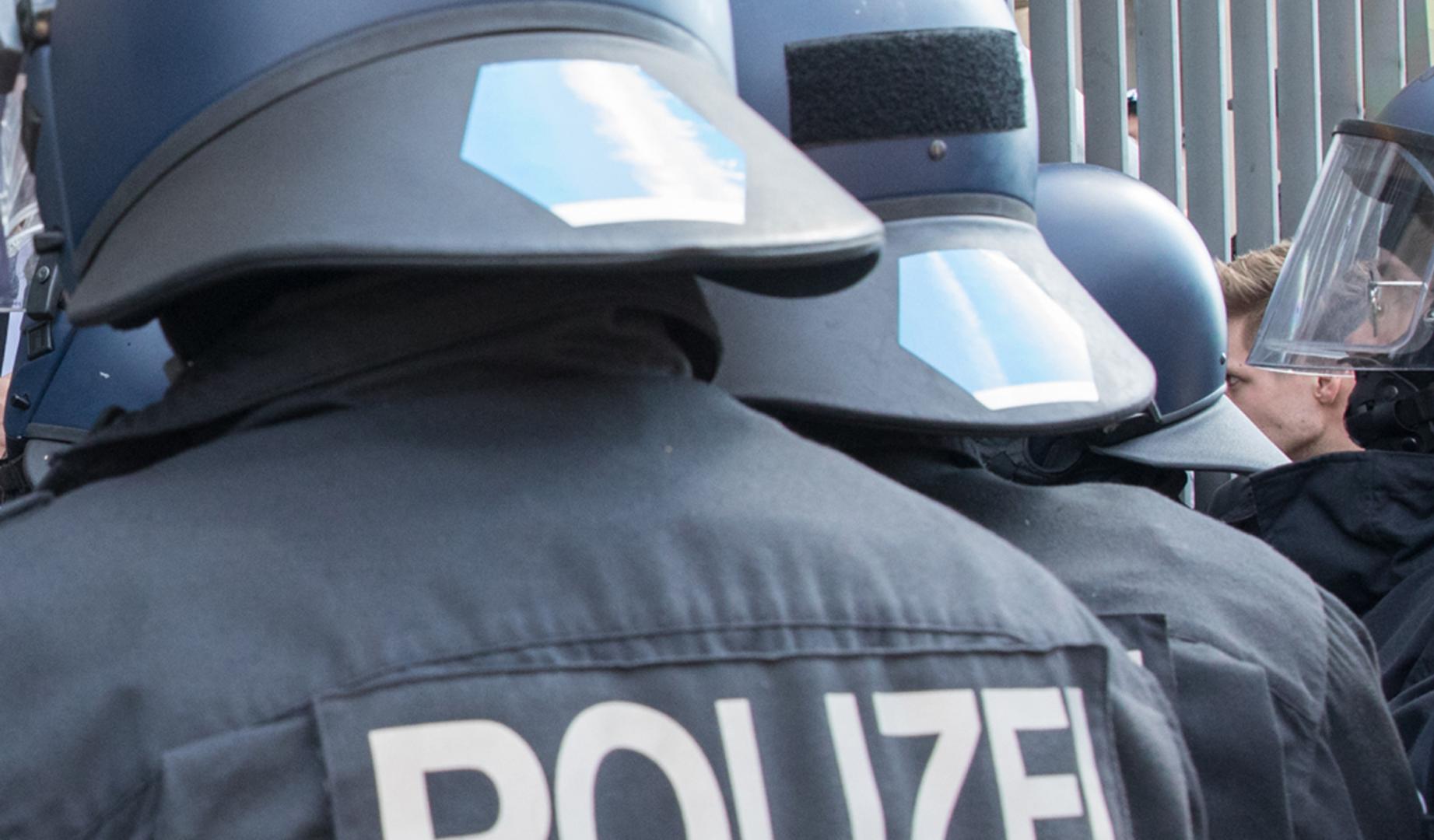 Varios agentes de la policía alemana