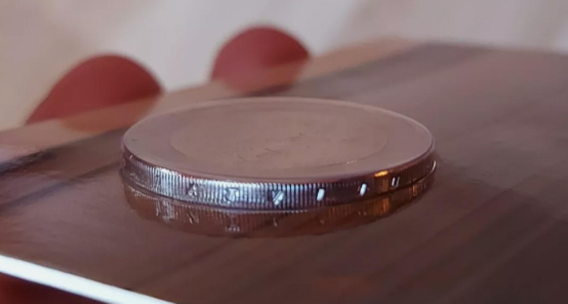 Anuncio en eBay con el canto erróneo de la moneda lituana
