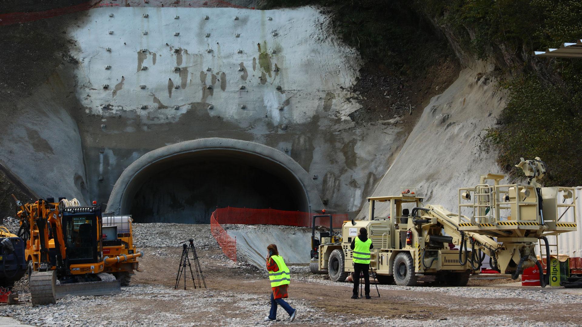 Estado de las obras para duplicar los túneles de Belate, en la N121-A