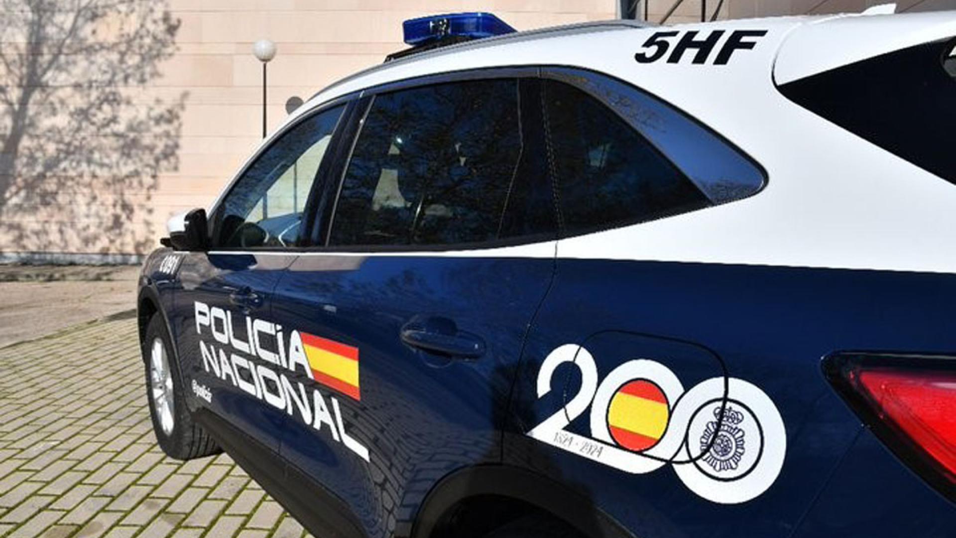 Un vehículo de la Policía Nacional