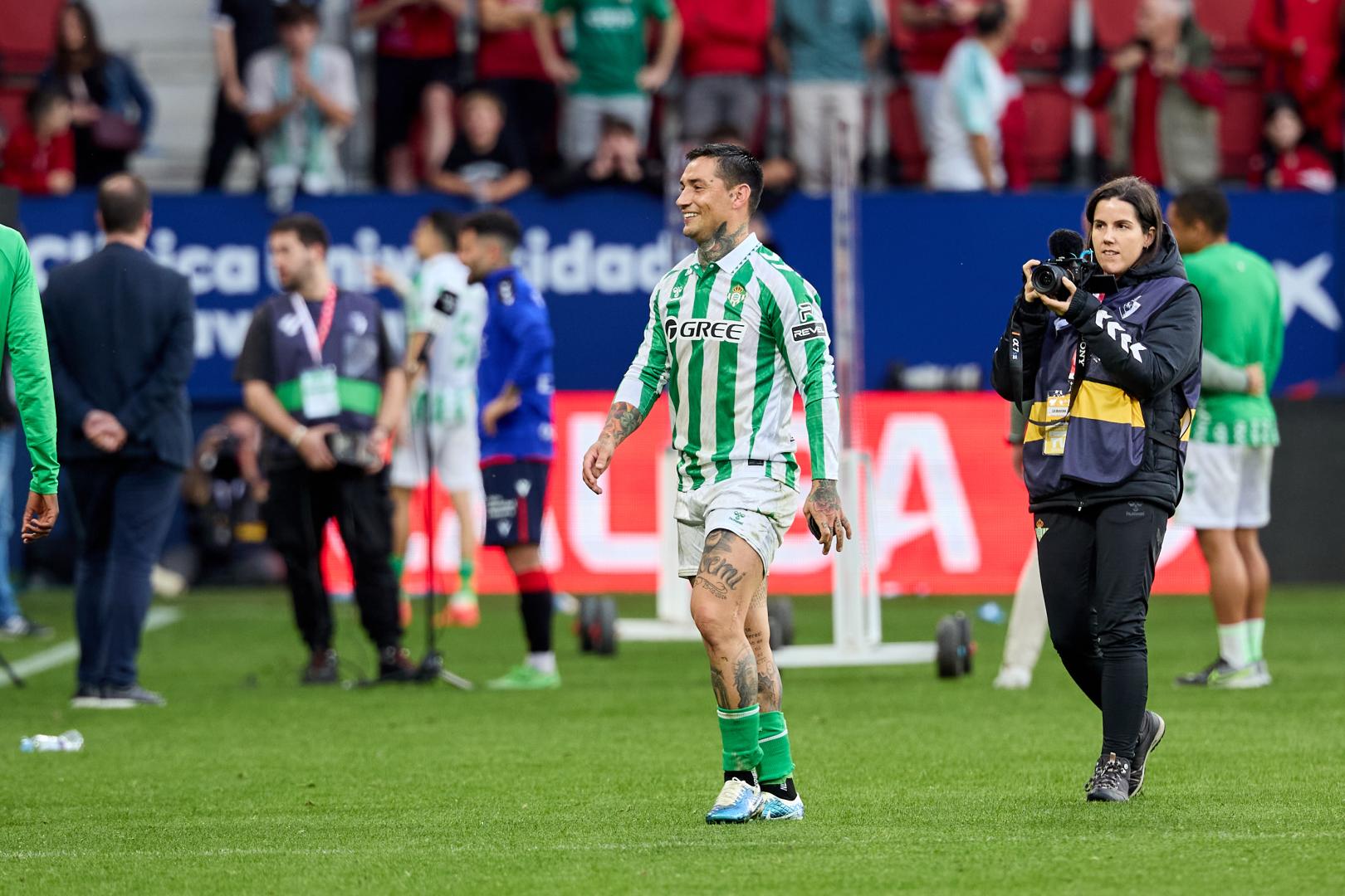 Fotos del Osasuna 1-2 Betis de la jornada 10./