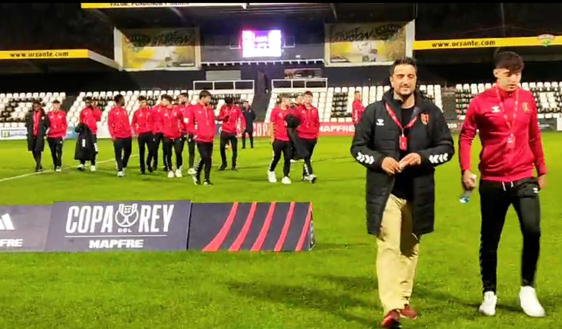 Vídeo con los jugadores del Cortes en el estadio antes del choque de la Copa del Rey