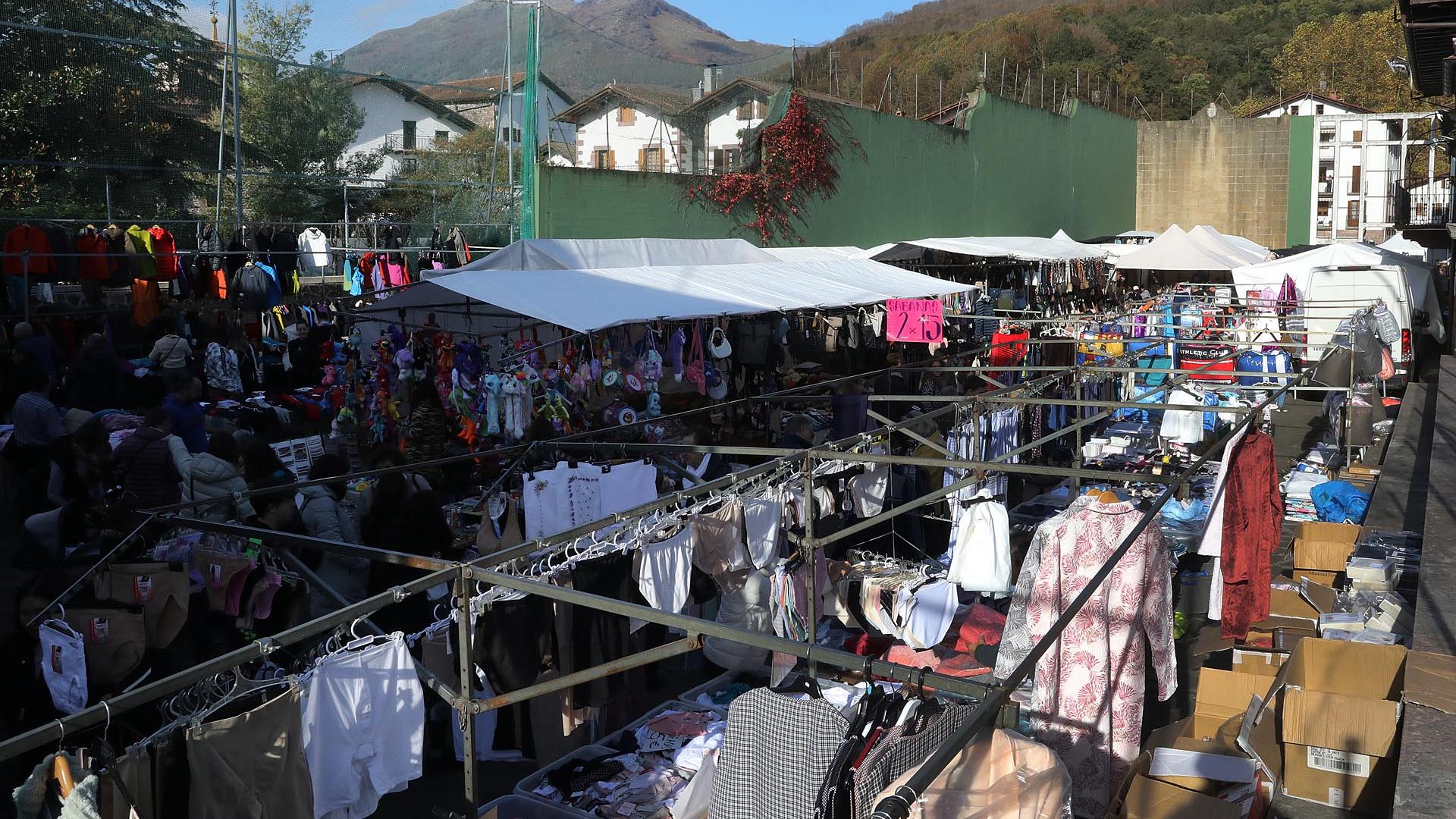 Fotos de la feria de otoño en Santesteban 2024.