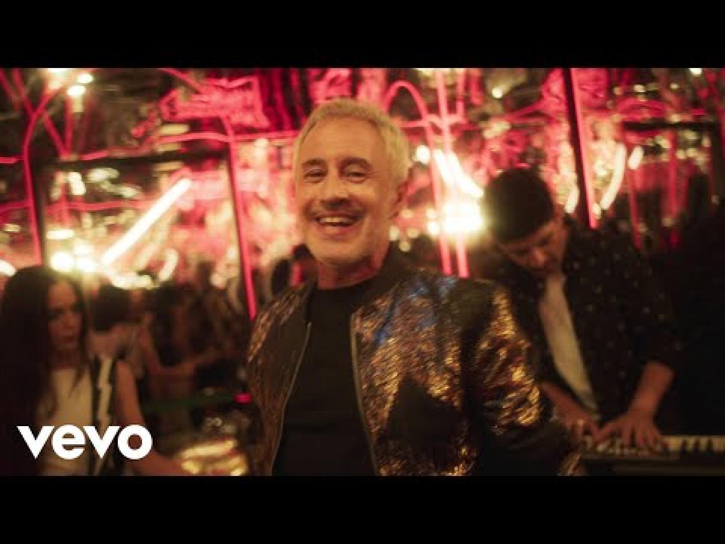 SERGIO DALMA 'Sonríe porque estás en la foto'