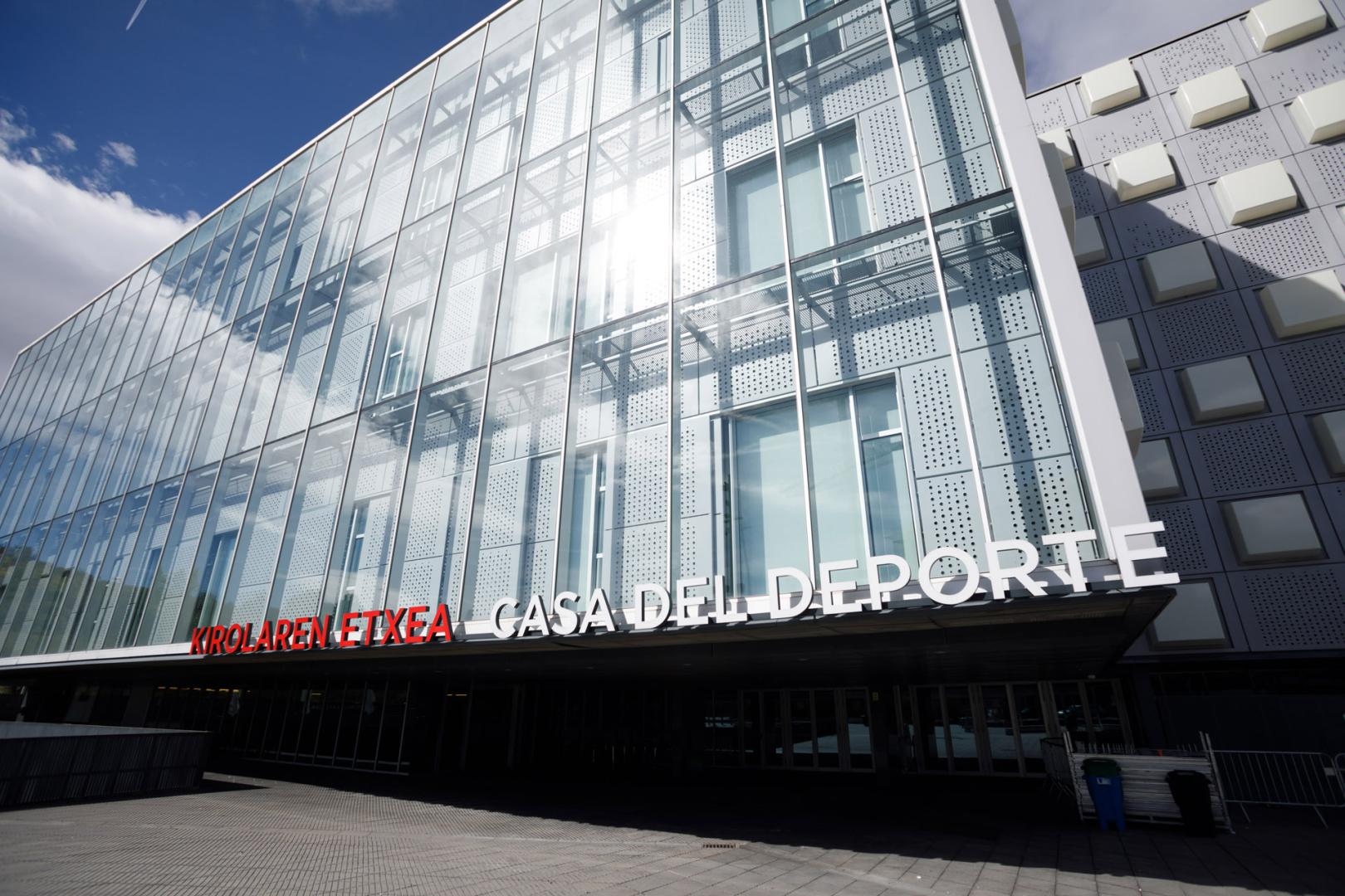 Sede del Instituto Navarro del Deporte y la Actividad Física.
