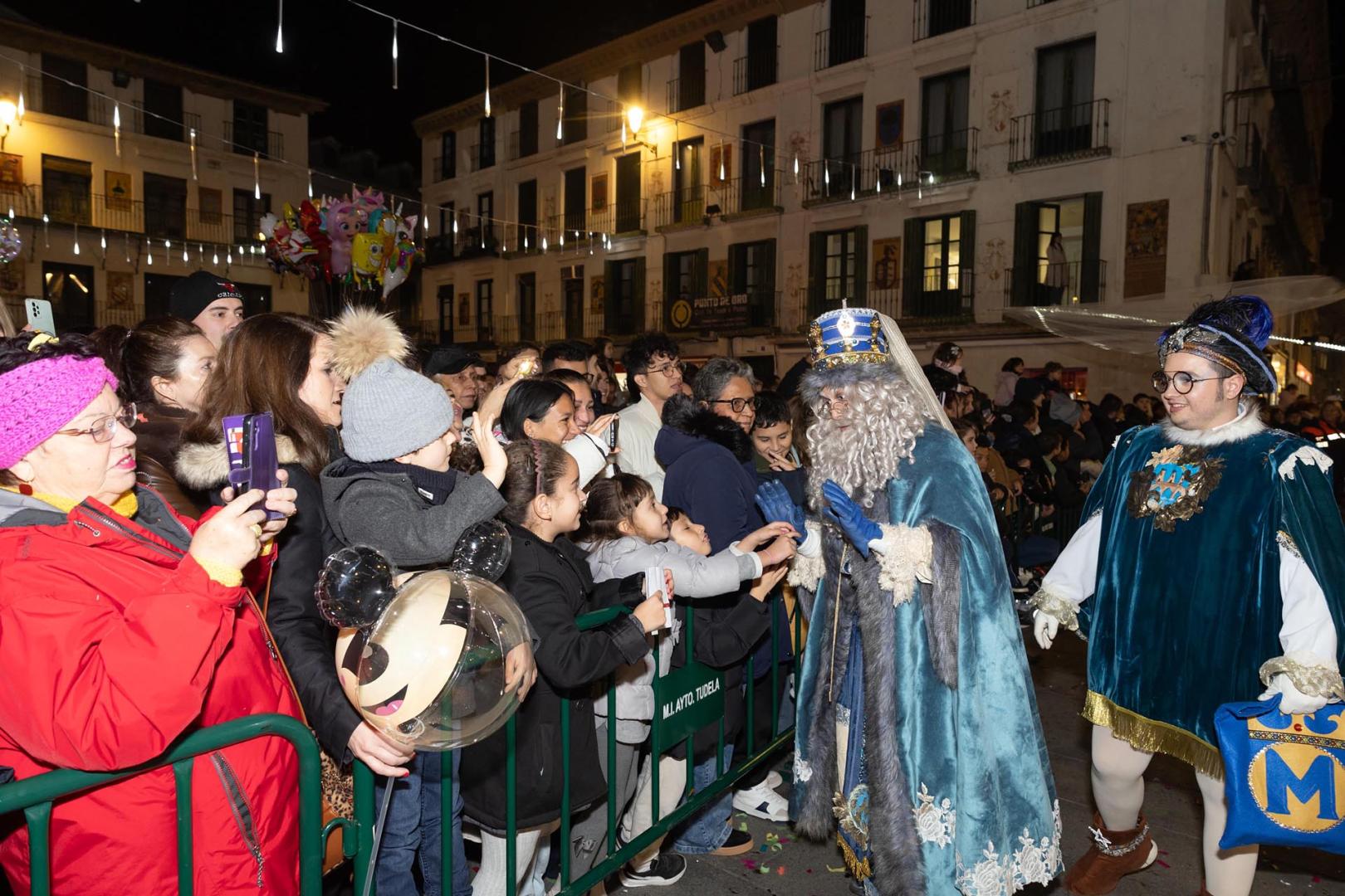 Fotos de la Cabalgata de Reyes de Tudela 2025
