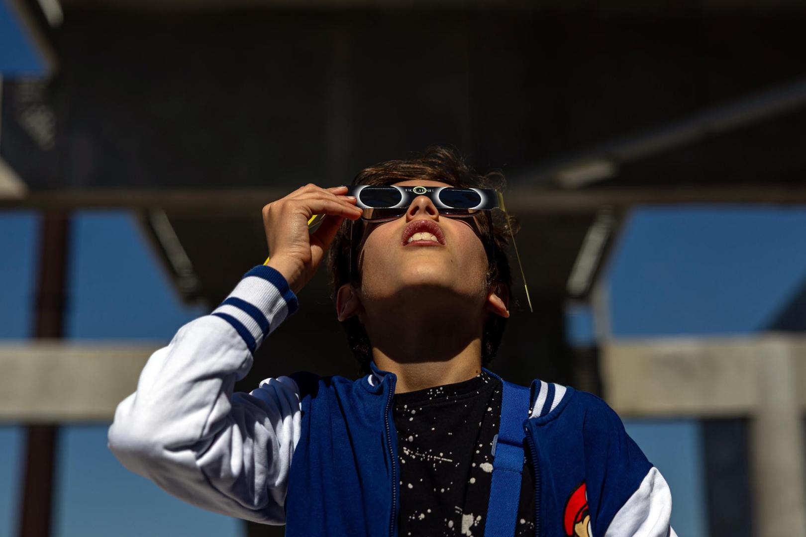 Foto del eclipse solar del 29 de marzo de 2025./