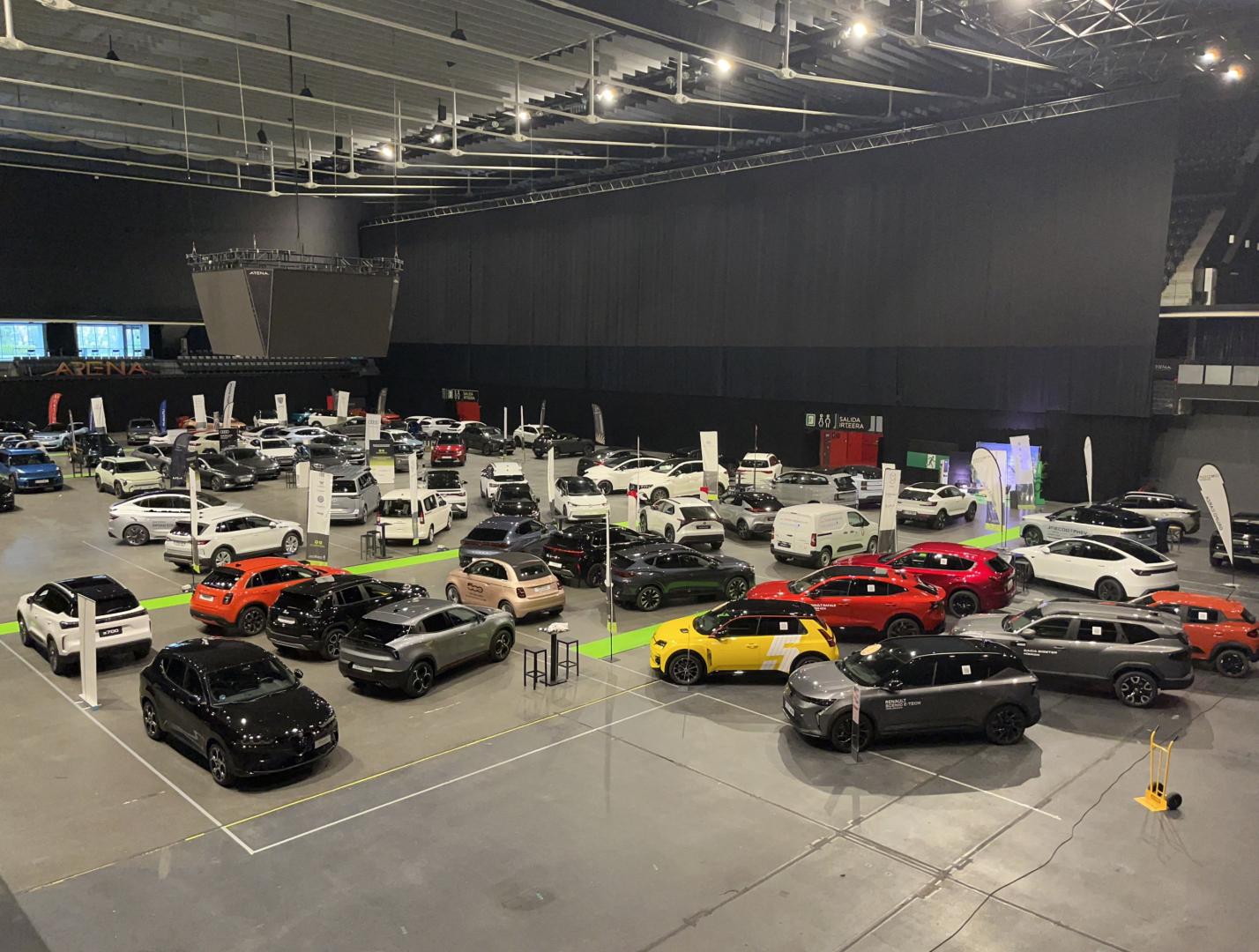 El Pabellón Navarra Arena se convertirá en la fiesta del coche eléctrico en Navarra