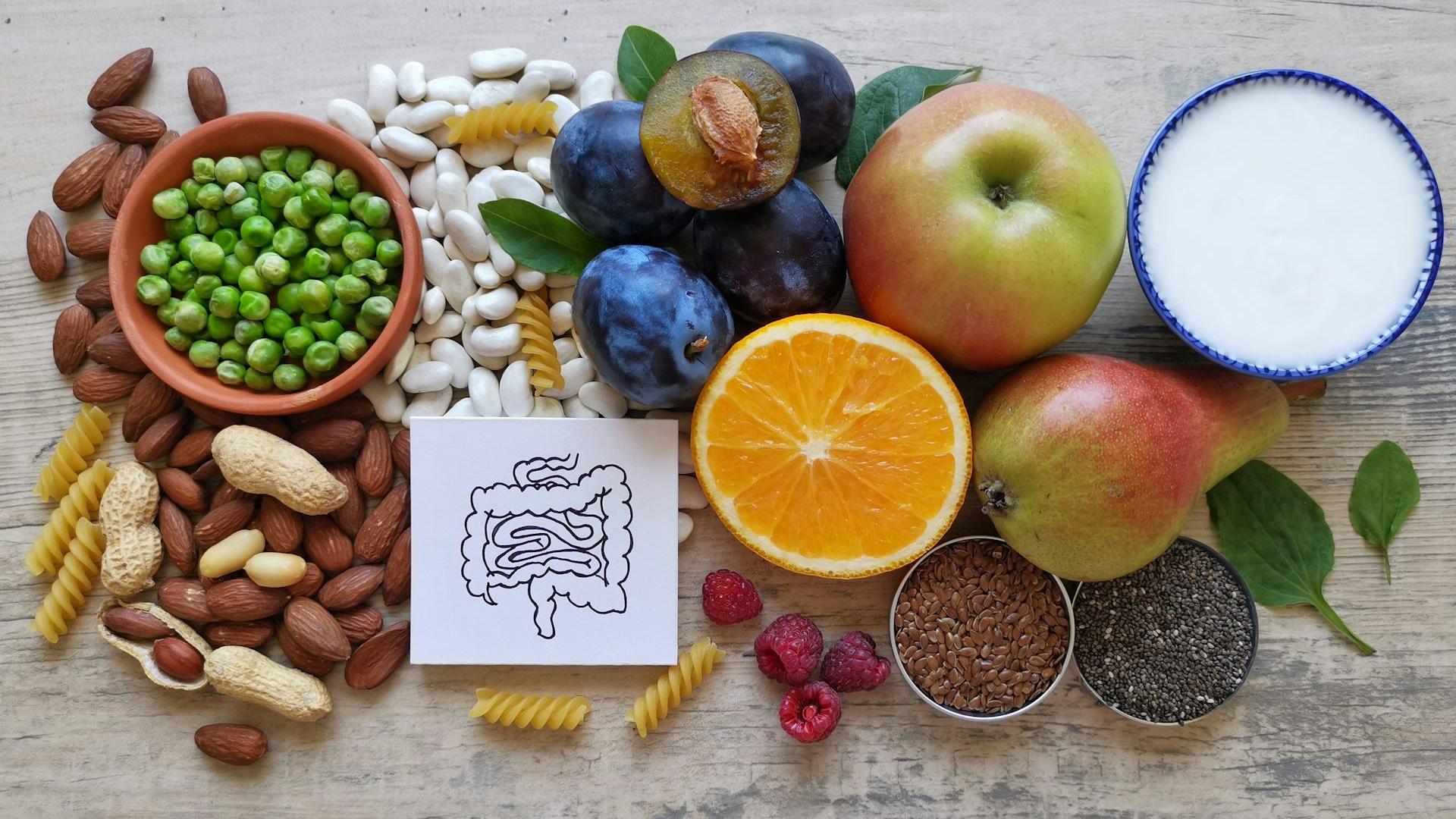 Los alimentos ricos en fibra favorecen el equilibrio de la microbiota