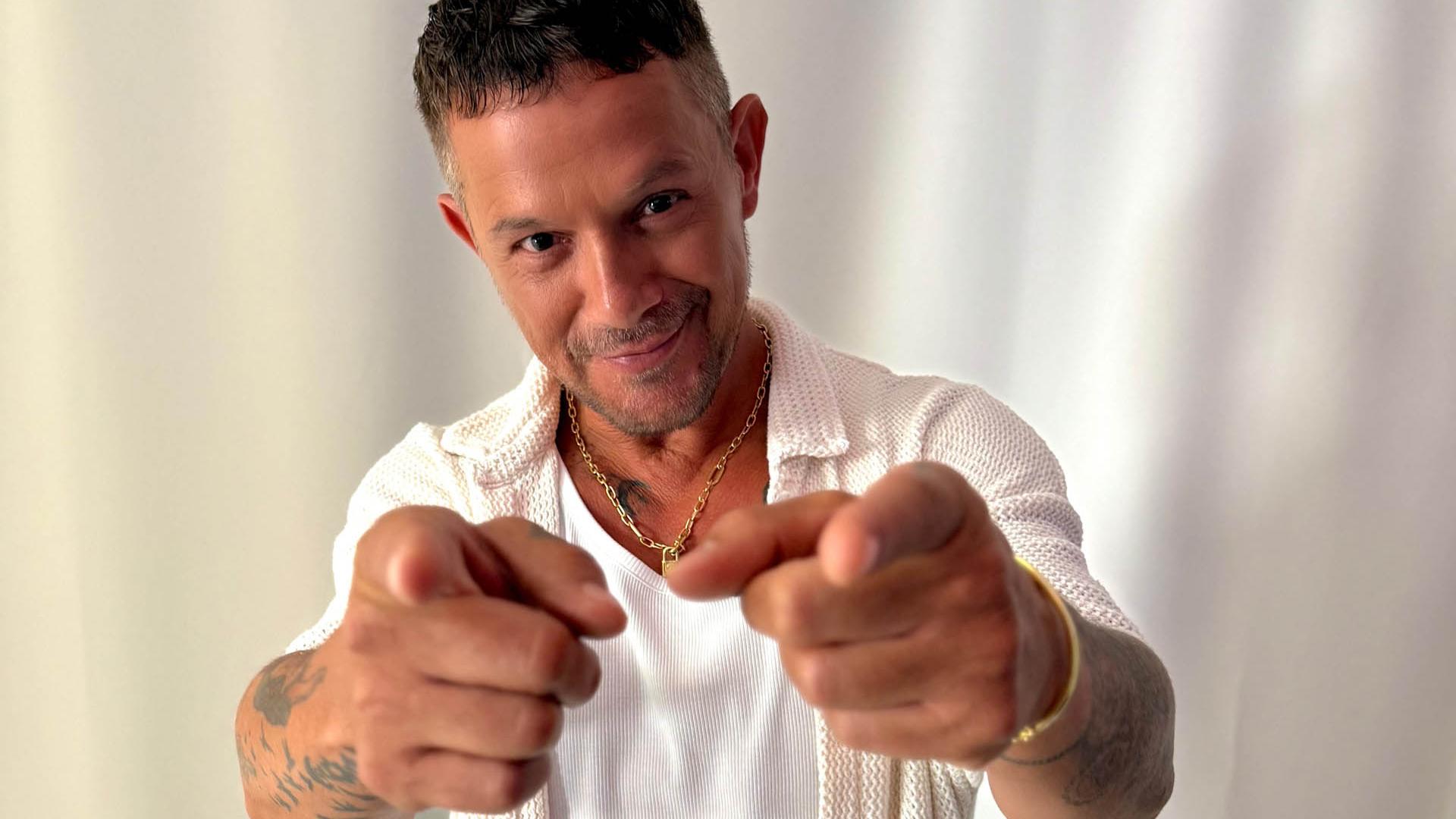 Alejandro Sanz posa en Miami en la entrevista con EFE
