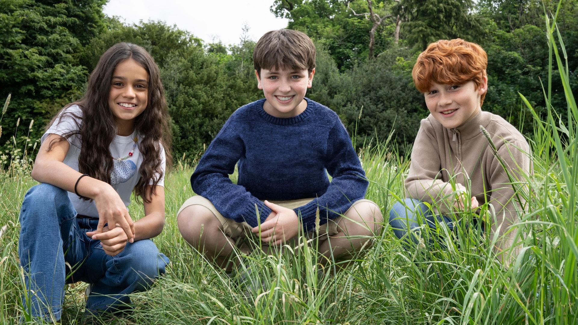 Los protagonistas de la serie Harry Potter de la plataforma HBO: Arabella Stanton, que dará vida a Hermione Granger; Dominic McLaughlin que interpretará a Harry Potter, y Alastair Stout que encarnará a Ron Weasley