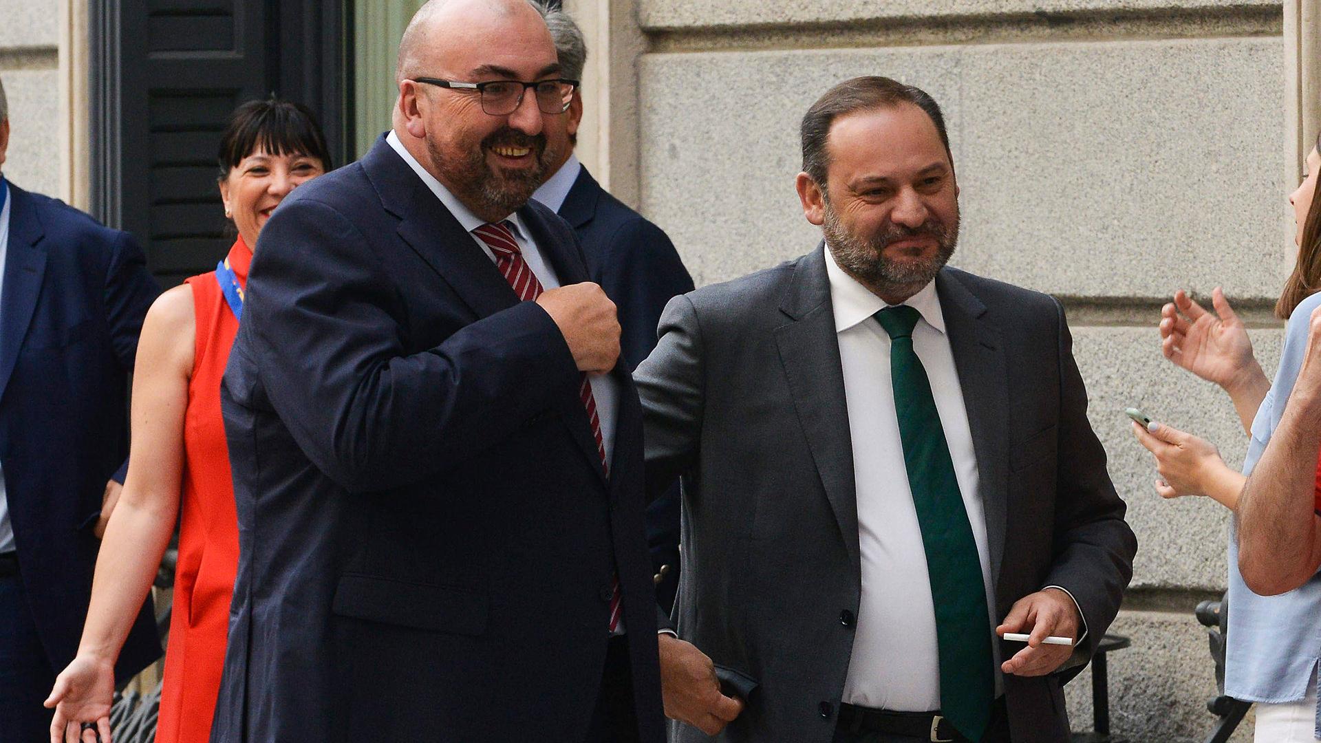 Bên công tố đang đề nghị mức án 24 năm tù cho Ábalos vì nhận hoa hồng trong các hợp đồng sản xuất khẩu trang.