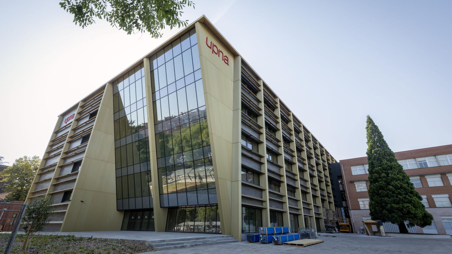 El nuevo edificio de Ciencias de la Salud de la UPNA