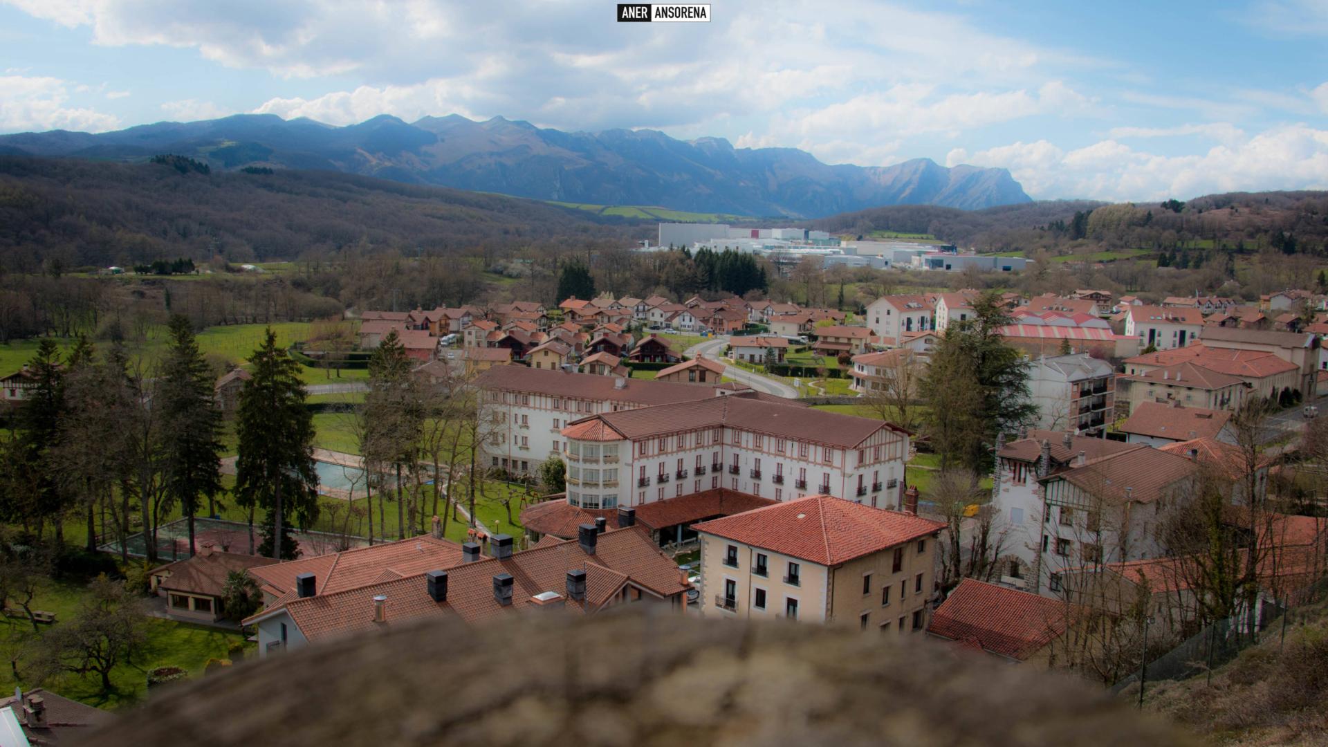 Panorámica del núcleo urbano de Lekunberri.