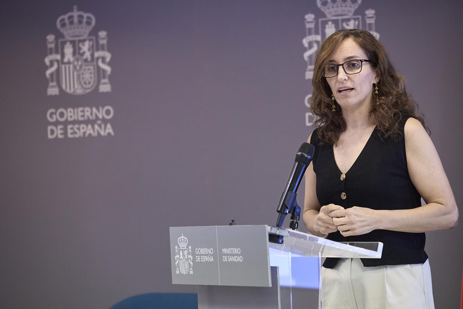 La ministra de Sanidad, Mónica García
