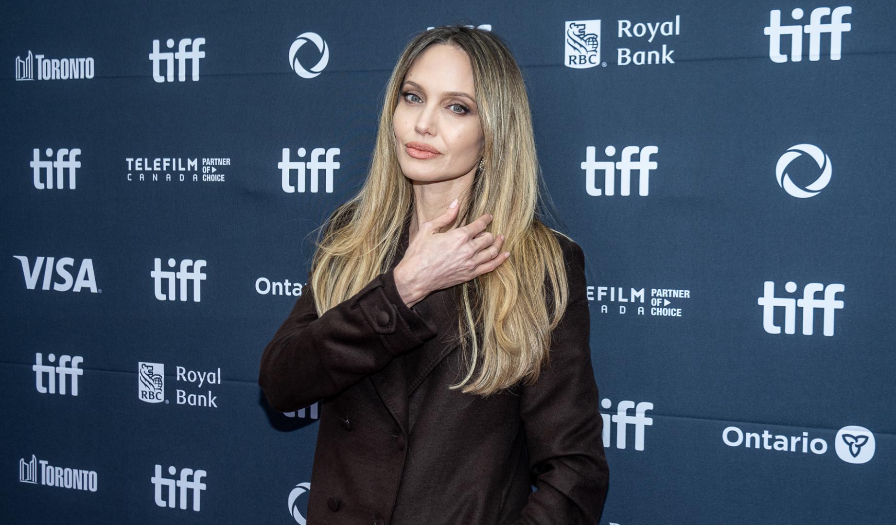 Angelina Jolie durante la presentación de la película 'Couture' en Toronto