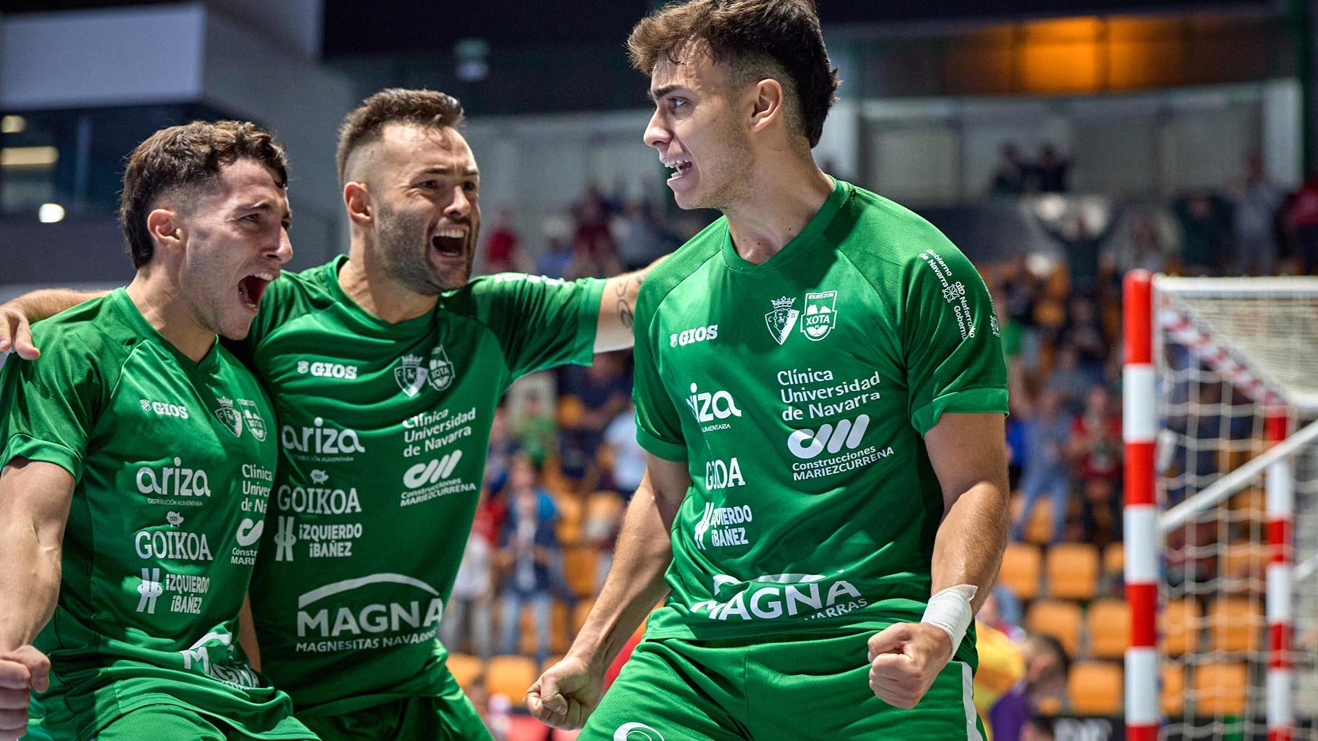 Fotos del encuentro de la Jornada 8 de la LNFS entre Osasuna Magna y Palma Futsal /