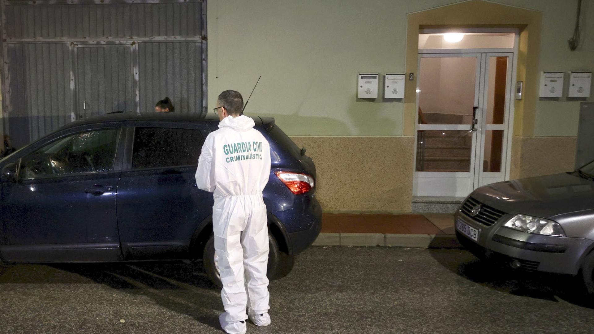 La Guardia Civil investiga la muerte de una joven, cuyo cuerpo ha sido encontrado este domingo sin vida en una vivienda de la localidad murciana de Librilla