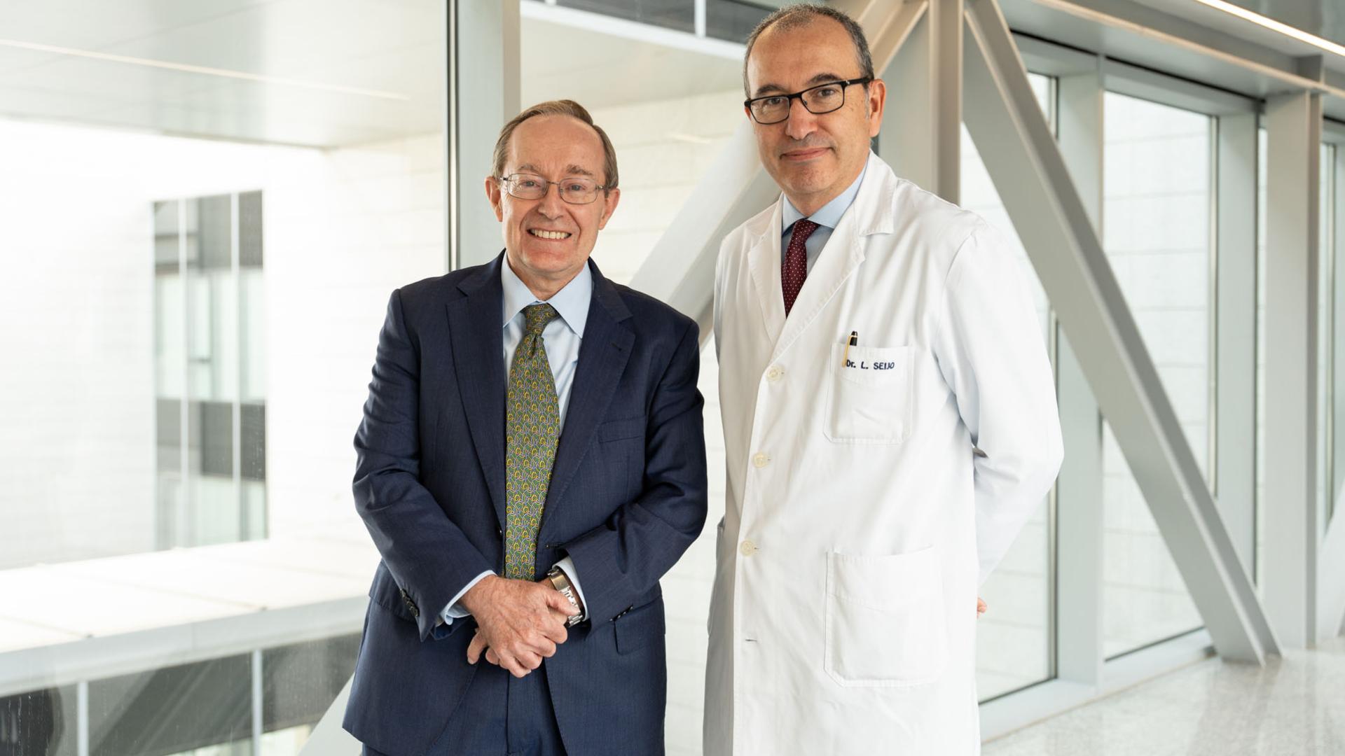 El doctor Luis Montuenga, director del Grupo de Biomarcadores del Cima, y el doctor Luis Seijo, director del Departamento de Neumología de la Clínica Universidad de Navarra, coordinadores del estudio