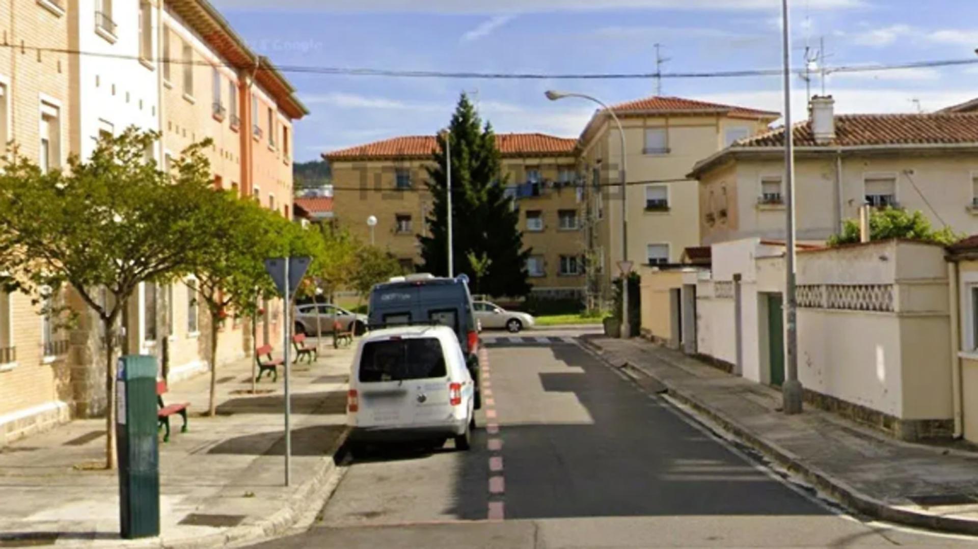 Travesía de Espronceda en la Txantrea, donde se vende un bajo