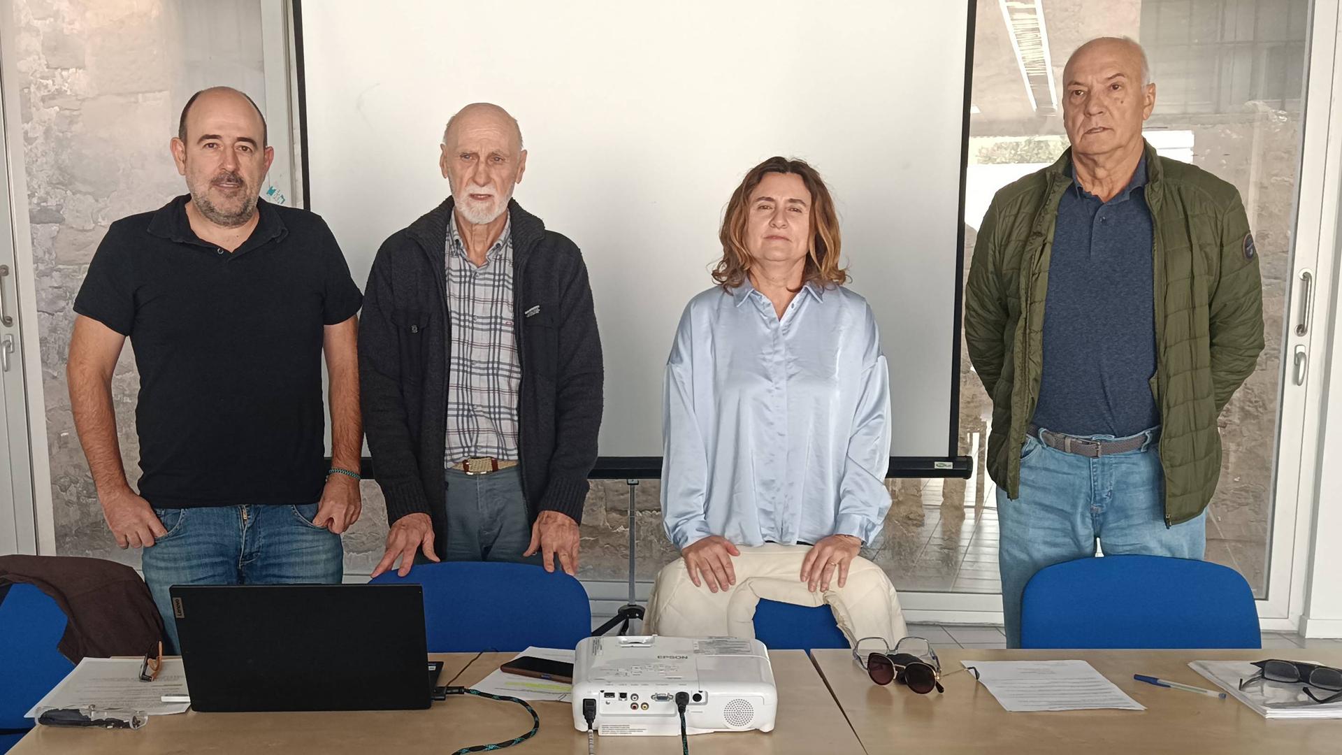 Gontzal Ibarrola, Mauricio Olite. Laura Urreiztieta y José Ignacio Intxaurrondo presentaron en Tafalla el Bosque de la vida