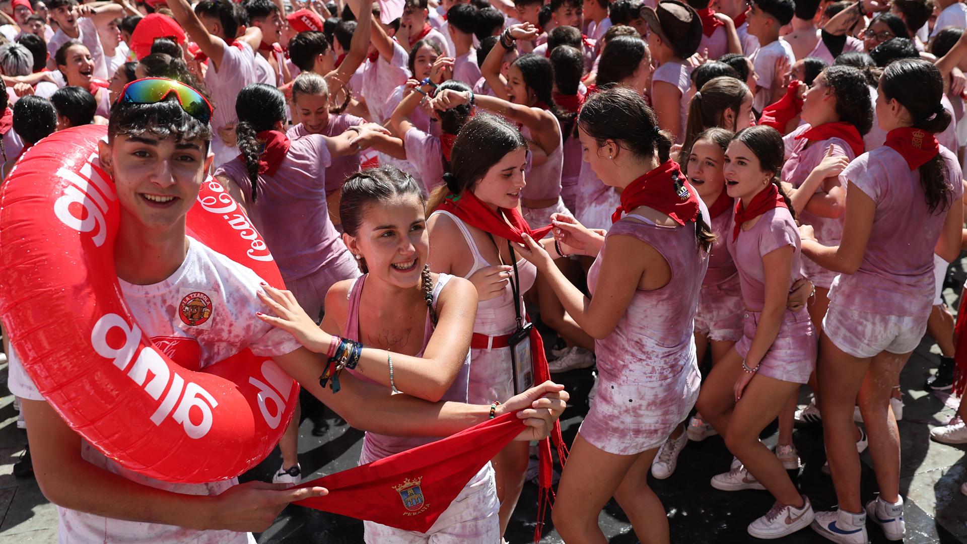 Primeros instantes de las pasadas fiestas de Peralta