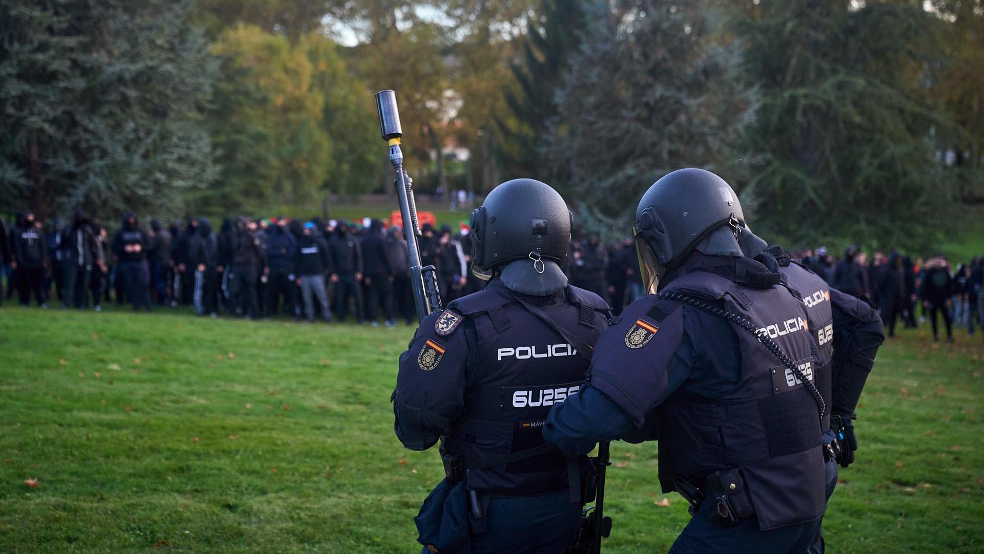 Fotos de los disturbios de la izquierda abertzale en el campus de la UN y en Iturrama /